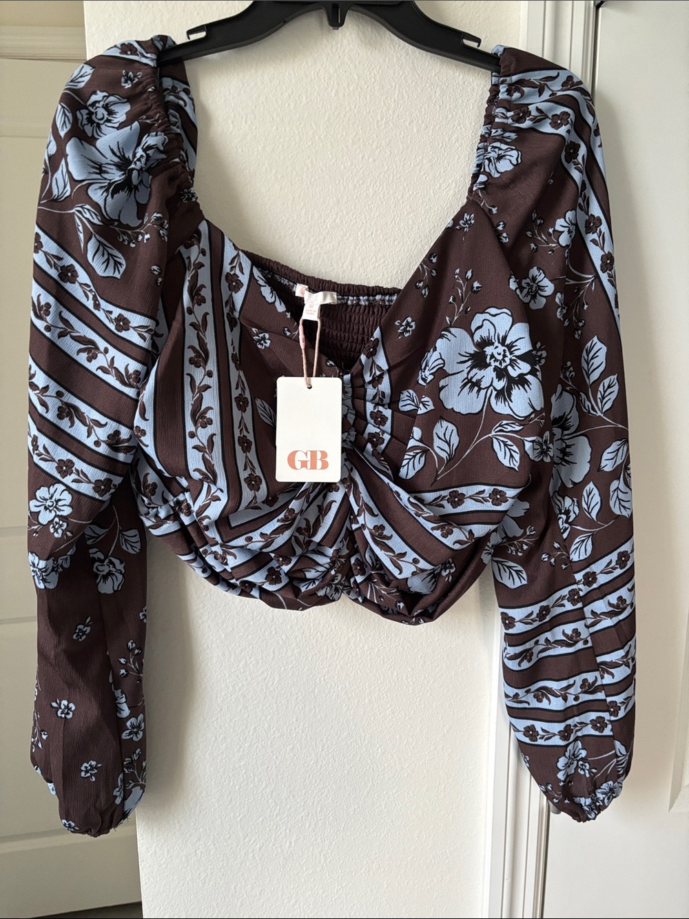 Gianni Bini Brown Crop Top with Light Blue Floral Print